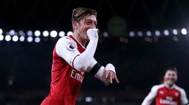 Manchester United, Mourinho ha trovato il numero 10 che cercava: Özil