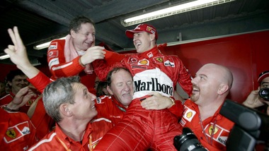 F1, Todt: «Schumacher lotta ancora»