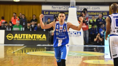 Sassari fa il colpaccio: primo ko per la Germani Brescia