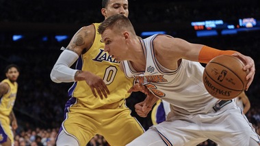 Porzingis stende i Lakers, Lebron esalta Cleveland