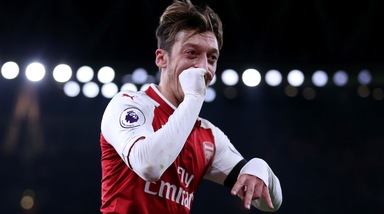 Dall'Inghilterra: «Özil si allontana dall'Arsenal»