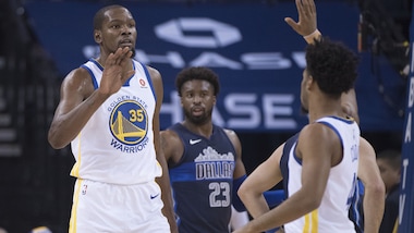 Lebron spegne i Lakers, Durant passeggia con Dallas