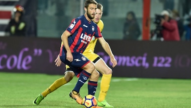Serie A Crotone, Barberis: «Dobbiamo riconquistare il pubblico»