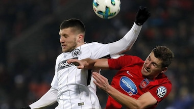 Calciomercato Fiorentina, Rebic: «Felice di essere dell'Eintracht»