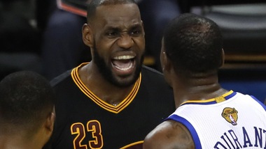 "NBA Christmas Day": il piatto forte è Warriors-Cavaliers