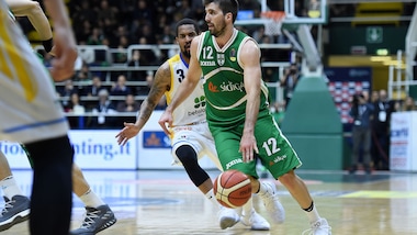 Avellino strapazza l'Orlandina e aggancia Milano
