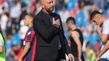 Serie A Crotone, Zenga: «Ora è dura, a Napoli per vincere»