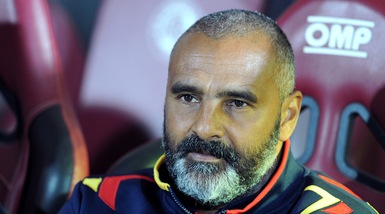 Serie B Lecce, Liverani: «Contro il Verona dobbiamo giocare sereni»