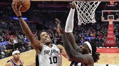 Nba: Belinelli vince il derby azzurro con Gallinari