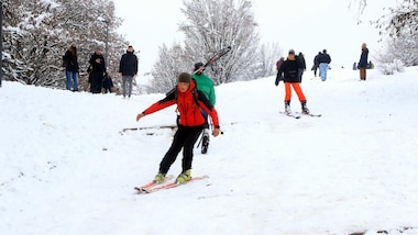 Bufera di neve, a Milano si scia!