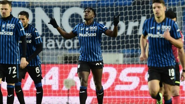 Atalanta, manita al Sassuolo senza Gomez. Pari Fiorentina-Bologna, colpo Torino