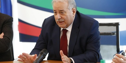 Giuseppe Manfredi ha chiamato Lara Lugli