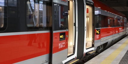 Il treno parte con il figlio di 8 anni a bordo: papà nel dramma