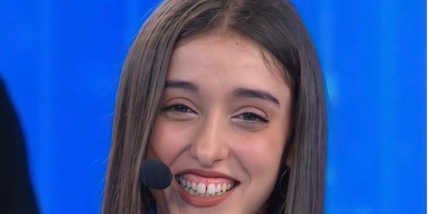 Amici, dai "denti storti" al bullismo: Giulia Stabile si racconta