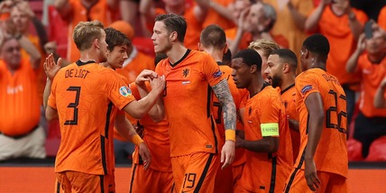 Europei, Olanda-Austria 2-0: Depay e Dumfries show, De Boer agli ottavi