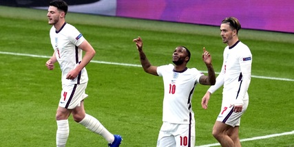 Inghilterra prima con Sterling. Super Modric: avanti la Croazia