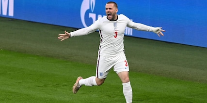 Incredibile, Shaw ha giocato contro l'Italia con le costole rotte!