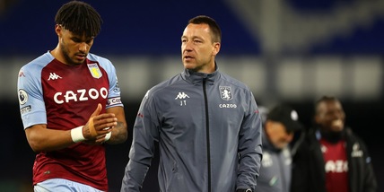 John Terry lascia l'Aston Villa: "Sono pronto ad allenare"
