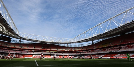 La Premier League riparte con i tifosi: per entrare vaccino o test negativo