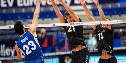 Europei: Germania travolta, l'Italia in semifinale