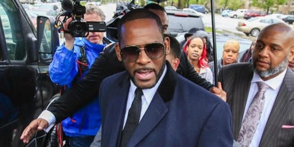 R. Kelly colpevole di abusi e crimini sessuali: rischia l'ergastolo