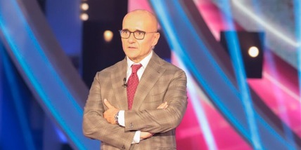 GF Vip: scoppia la polemica dopo le parole di Signorini sull'aborto