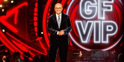 Grande Fratello Vip stasera: baci, sorprese e un'eliminazione