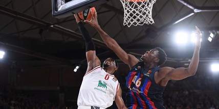 Eurolega, tonfo Milano a Barcellona: Tobey e Higgins travolgono Messina