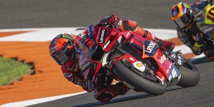 MotoGP: Marini avanti nelle libere 2 a Valencia, Bagnaia nono dietro a Quartararo