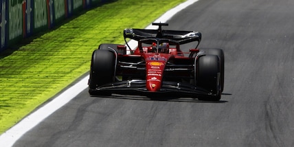 Ferrari, la richiesta di Leclerc: "Fatemi passare, pensate alla classifica"