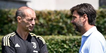 Multa, penalizzazione o retrocessione: ecco che cosa rischia la Juve