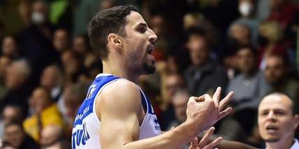 Basket, Brescia: John Petrucelli si ferma, frattura da stress