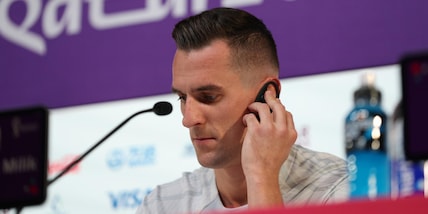 Polonia, Milik: "Non sorpreso da Szczesny. Spero di rimanere a lungo alla Juve"