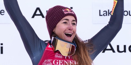 Malagò esalta Goggia: "Lo sci ai piedi della regina, lo scettro è già suo"