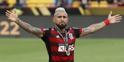 Vidal smentisce il ritiro e svela il proprio doppio, sorprendente obiettivo