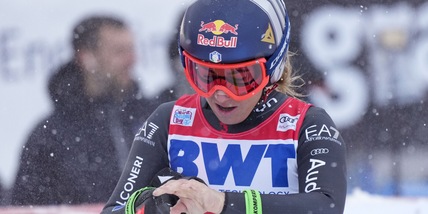 Goggia, frattura alla mano: l'azzurra a Milano per ridurre l'infrazione