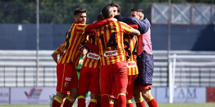 Serie C, il Catanzaro batte il Picerno e resta a +6 sul Crotone