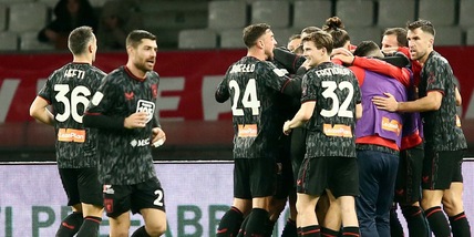 Serie B, al Bari non basta Cheddira: il Genoa di Gilardino fa il colpo grosso