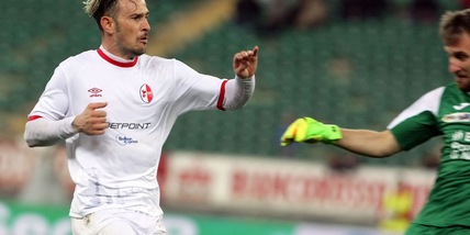 Calciomercato Crotone, contatto per Floro Flores del Chievo