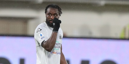 Spezia, lesione per Nzola: salta la gara con la Roma