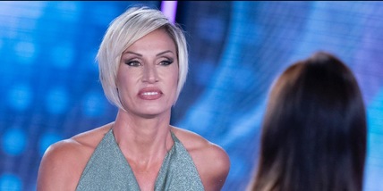 Annalisa Minetti: "Ho perso completamente l'uso della vista, è doloroso"