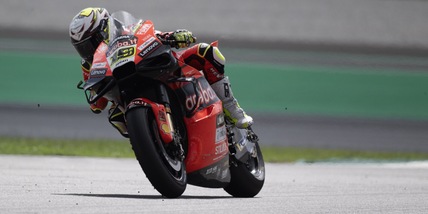 Superbike, Bautista infortunato: per ora nessun intervento chirurgico
