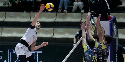 Grottazzolina sbanca Siena e vola a +5