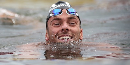 Paltrinieri incontra i tifosi in centro a Roma