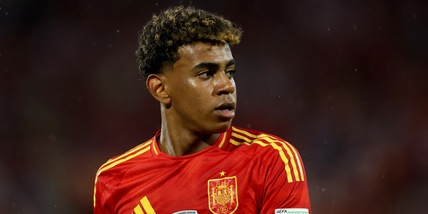 "Sono bambini inesperti": l'ex Milan fa infuriare la Spagna