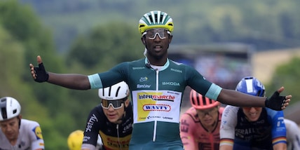 Tour de France, ottava tappa a Girmay. Pogacar sempre in maglia gialla