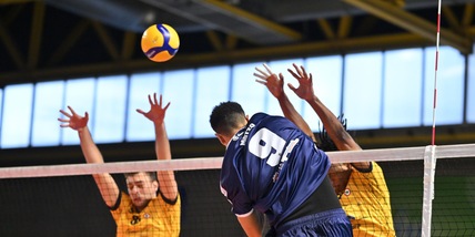 Aversa-Pineto apre la terza giornata