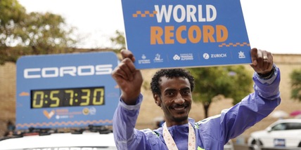 Mezza maratona, Kejelcha da record a Valencia: battuto il primato di Kiplimo