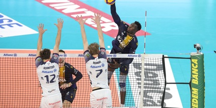 Verona sbanca Milano nell'anticipo del pomeriggio