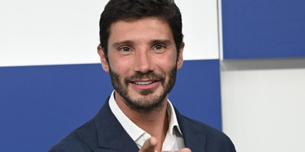 Stefano De Martino ricorda l'incontro con Maradona e su Sanremo "la clausola c'è"